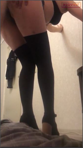 Sarışın uzun boylu escort evde sikiş videosu izle